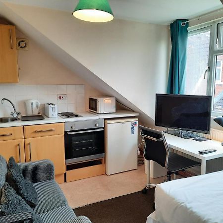 แอดเดโร อพาร์ทเมนท์ Apartment เซาธ์แธมป์ตัน ภายนอก รูปภาพ